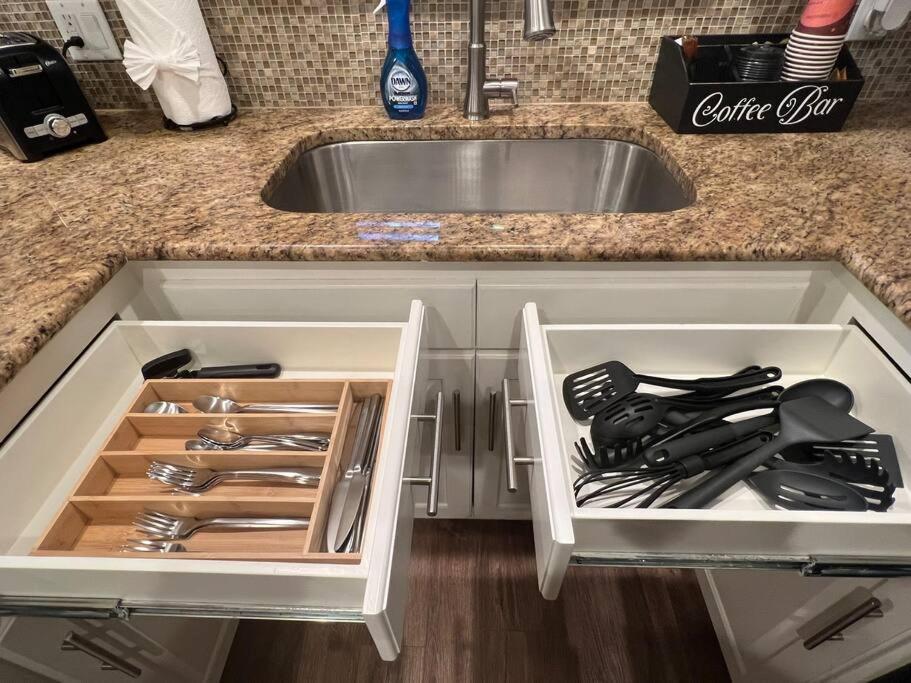 Lovely 2 Bedroom/2 Bath Houston, Heights/Galleria Esterno foto