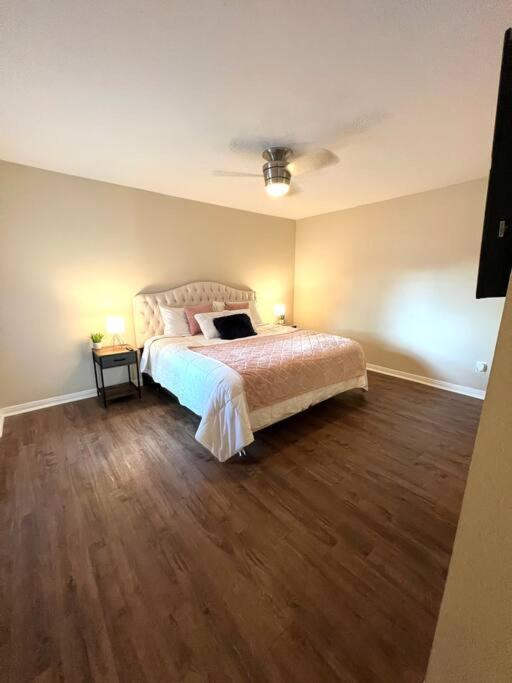 Lovely 2 Bedroom/2 Bath Houston, Heights/Galleria Esterno foto